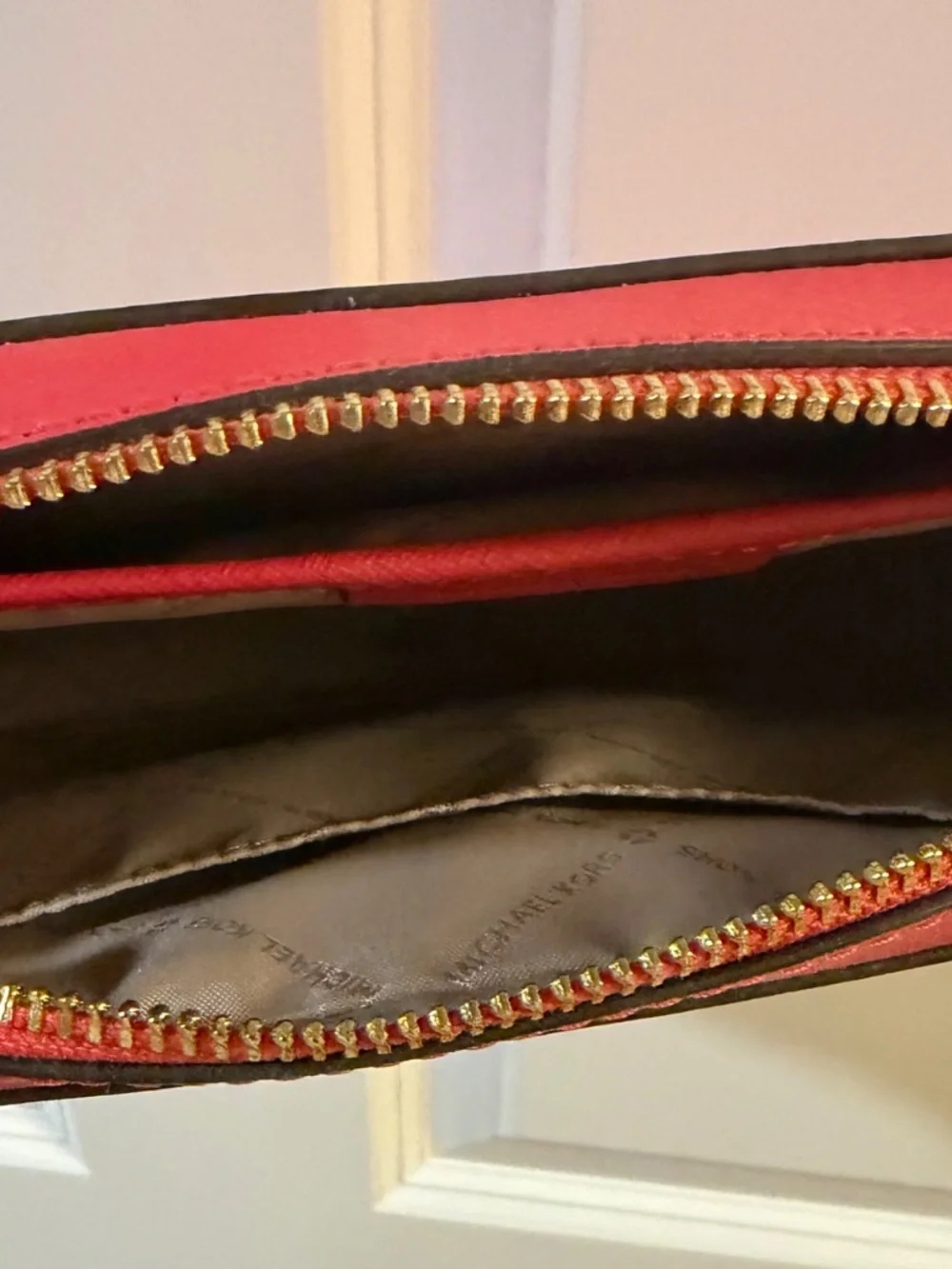 Michael Kors Jet Set crossbody